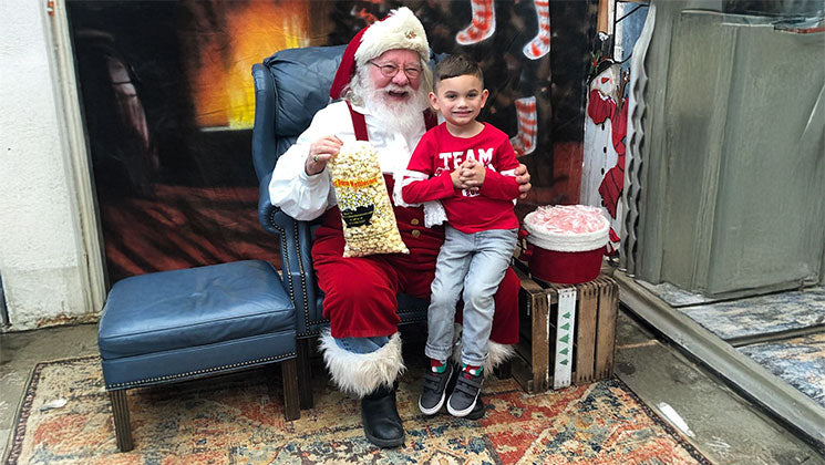6 Popcorn-Themed Gifts for the Holidays