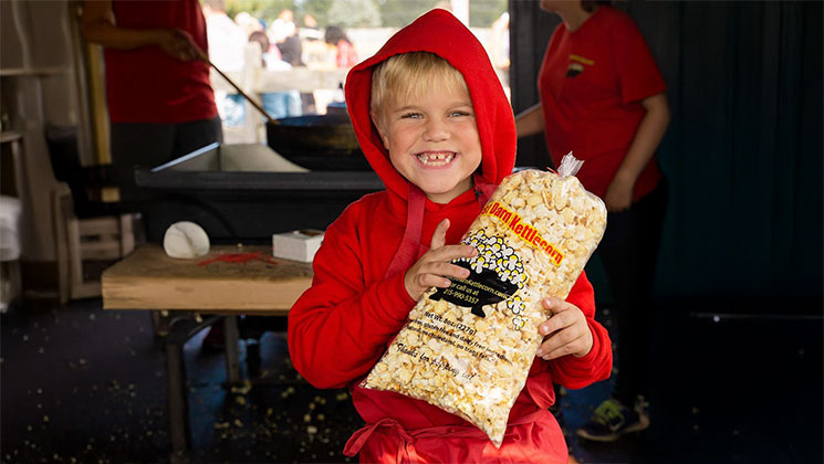 How to Enjoy Popcorn While Keeping Your Mouth Clean and Healthy!